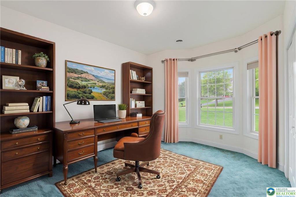 Upper Milford Twp, Pennsylvania 18092, United States, 4 Bedrooms Bedrooms, ,4 BathroomsBathrooms,Residential,Pending,124910