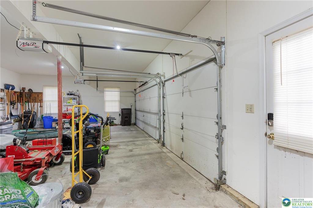 Upper Milford Twp, Pennsylvania 18092, United States, 4 Bedrooms Bedrooms, ,4 BathroomsBathrooms,Residential,Pending,124910