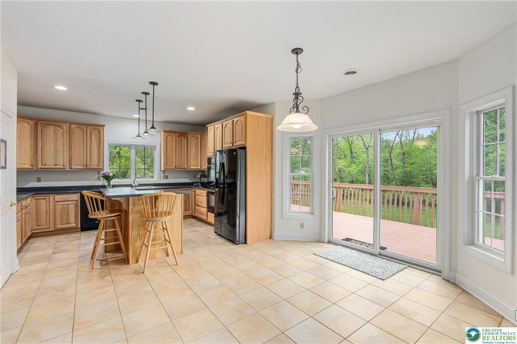 Upper Milford Twp, Pennsylvania 18092, United States, 4 Bedrooms Bedrooms, ,4 BathroomsBathrooms,Residential,Pending,124910