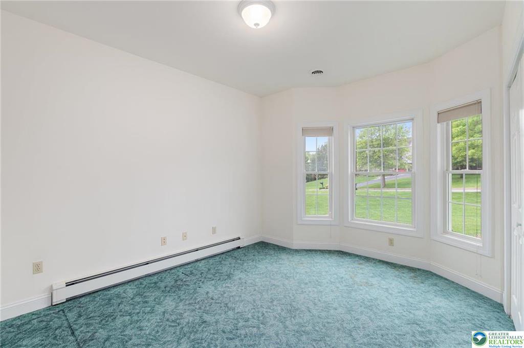 Upper Milford Twp, Pennsylvania 18092, United States, 4 Bedrooms Bedrooms, ,4 BathroomsBathrooms,Residential,Pending,124910