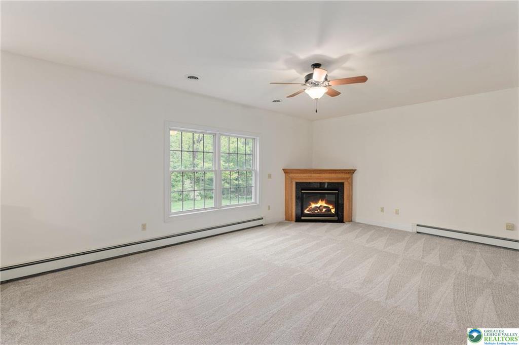 Upper Milford Twp, Pennsylvania 18092, United States, 4 Bedrooms Bedrooms, ,4 BathroomsBathrooms,Residential,Pending,124910