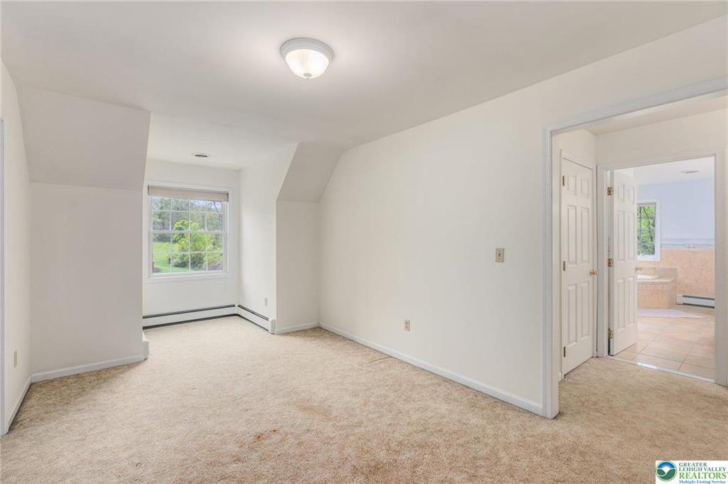 Upper Milford Twp, Pennsylvania 18092, United States, 4 Bedrooms Bedrooms, ,4 BathroomsBathrooms,Residential,Pending,124910