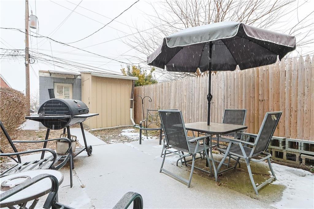 Allentown City, Pennsylvania 18104, United States, 3 Bedrooms Bedrooms, ,1 BathroomBathrooms,Residential,Pending,13738