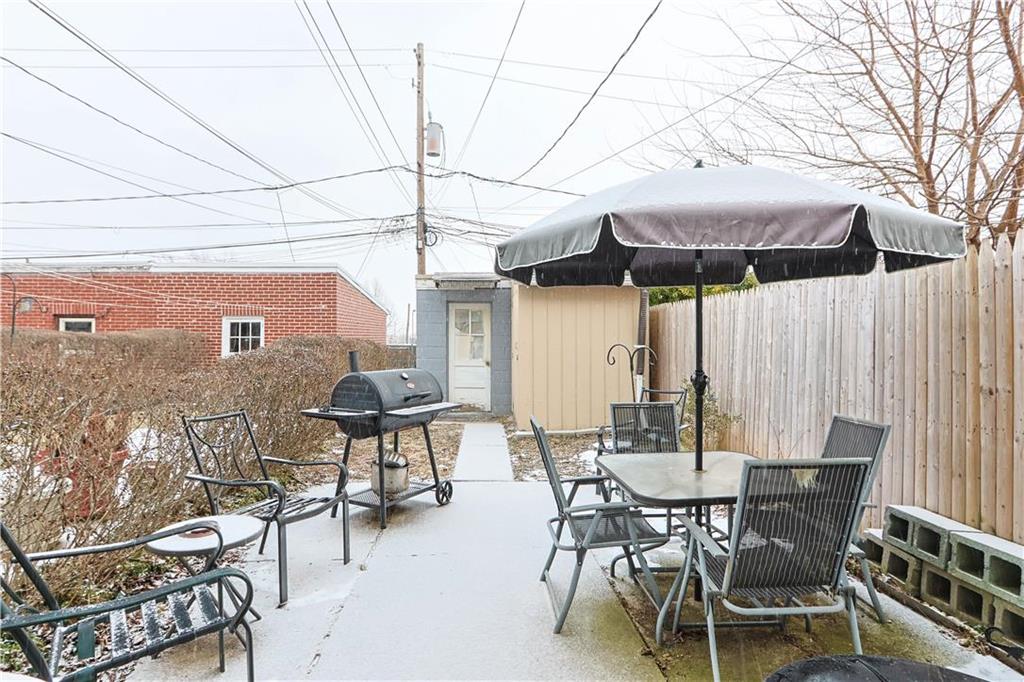 Allentown City, Pennsylvania 18104, United States, 3 Bedrooms Bedrooms, ,1 BathroomBathrooms,Residential,Pending,13738