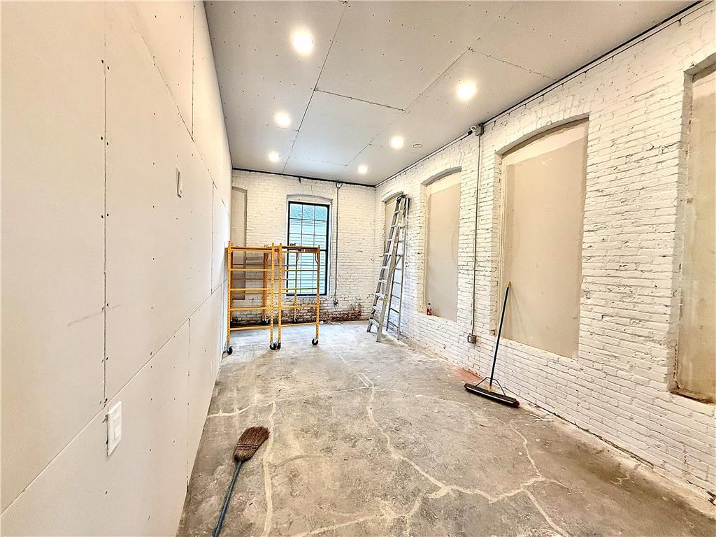 Whitehall Twp, Pennsylvania 18052, United States, ,Residential,Active,3674