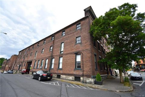 230 Ferry Street, Easton, PA 18042 - MLS#: 739579
