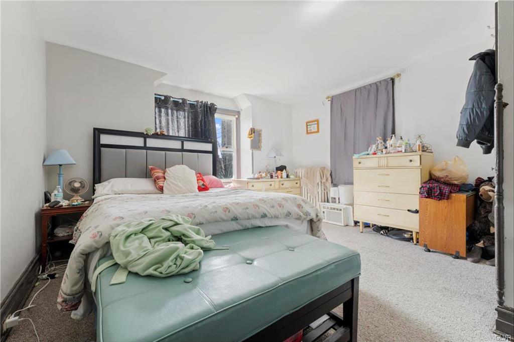 Allentown City, Pennsylvania 18102, United States, 6 Bedrooms Bedrooms, ,3 BathroomsBathrooms,Residential,Pending,84839