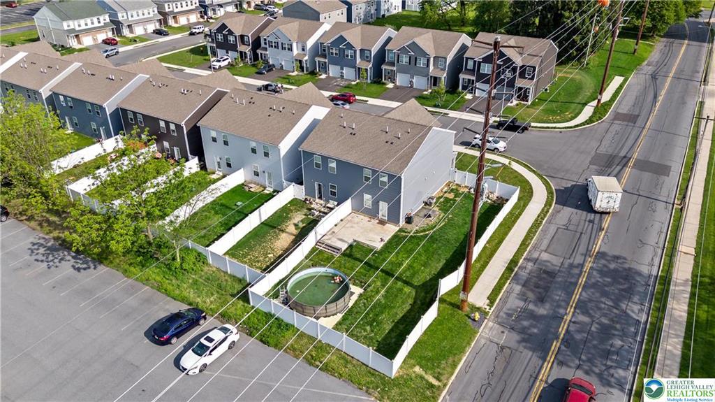 Allentown City, Pennsylvania 18103, United States, 3 Bedrooms Bedrooms, ,3 BathroomsBathrooms,Residential,Active,135128