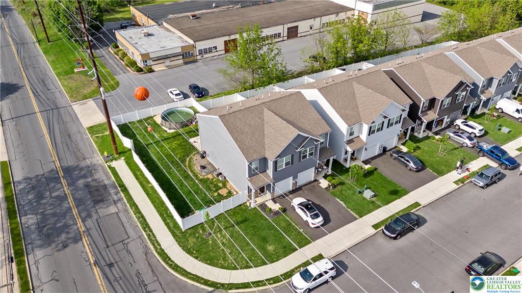 Allentown City, Pennsylvania 18103, United States, 3 Bedrooms Bedrooms, ,3 BathroomsBathrooms,Residential,Active,135128