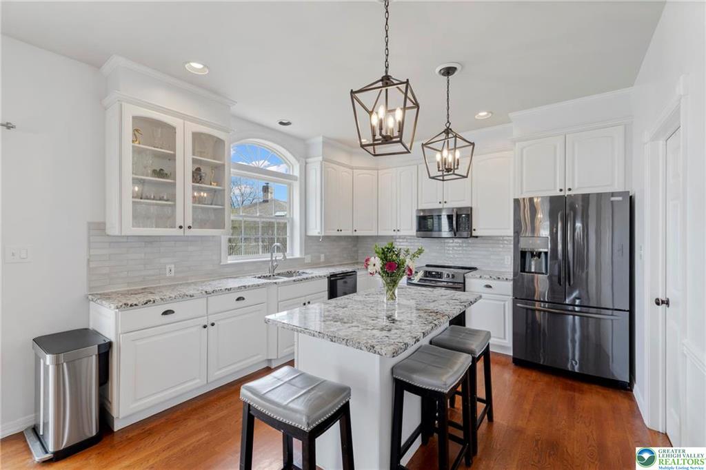 Upper Milford Twp, Pennsylvania 18049, United States, 4 Bedrooms Bedrooms, ,4 BathroomsBathrooms,Residential,Pending,115823