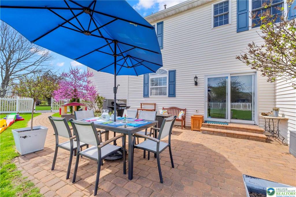 Upper Milford Twp, Pennsylvania 18049, United States, 4 Bedrooms Bedrooms, ,4 BathroomsBathrooms,Residential,Pending,115823