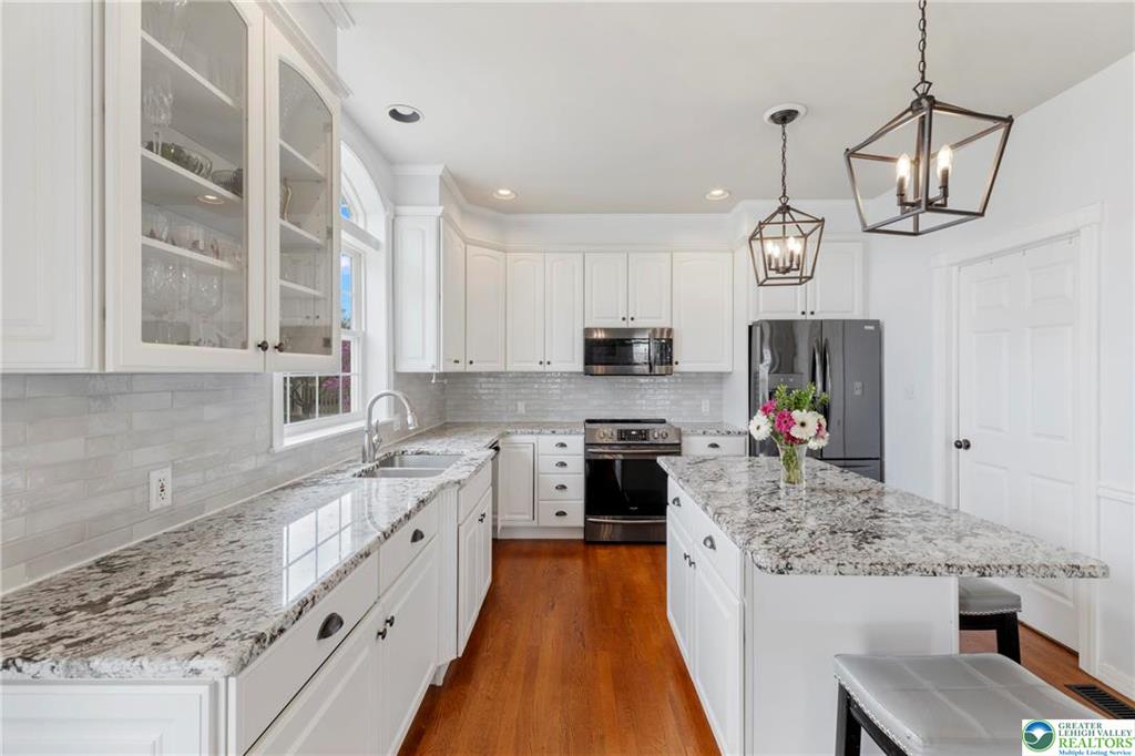 Upper Milford Twp, Pennsylvania 18049, United States, 4 Bedrooms Bedrooms, ,4 BathroomsBathrooms,Residential,Pending,115823