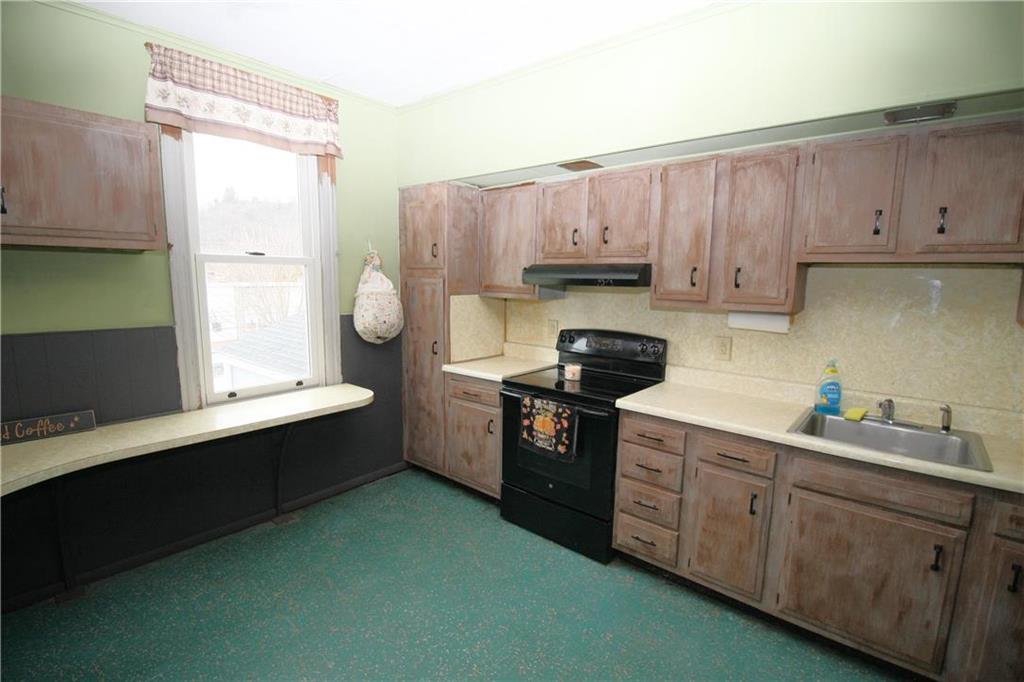 Tamaqua Borough, Pennsylvania 18252, United States, 5 Bedrooms Bedrooms, ,2 BathroomsBathrooms,Residential,Pending,3698