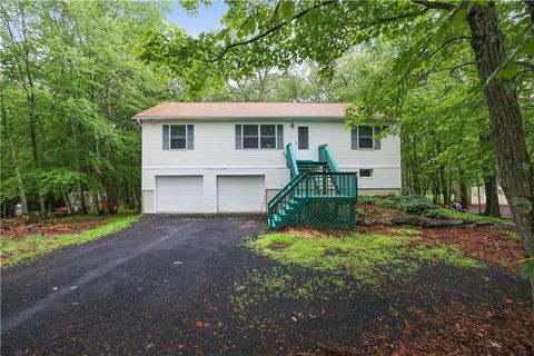 2233 Eagle Path, Pike County, PA 18324 - MLS#: 744370