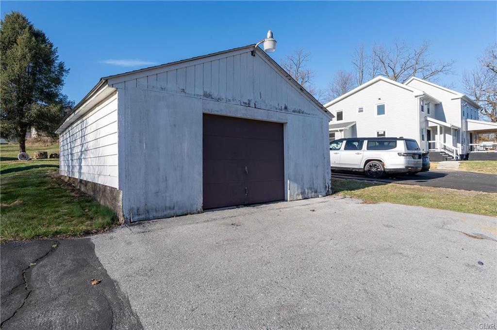 Lower Macungie Twp, Pennsylvania 18011, United States, ,Residential,Active,97755