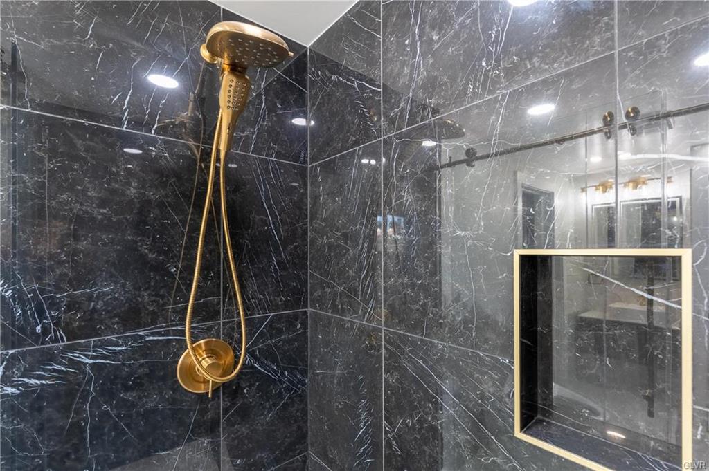 Lower Macungie Twp, Pennsylvania 18011, United States, ,Residential,Active,97755