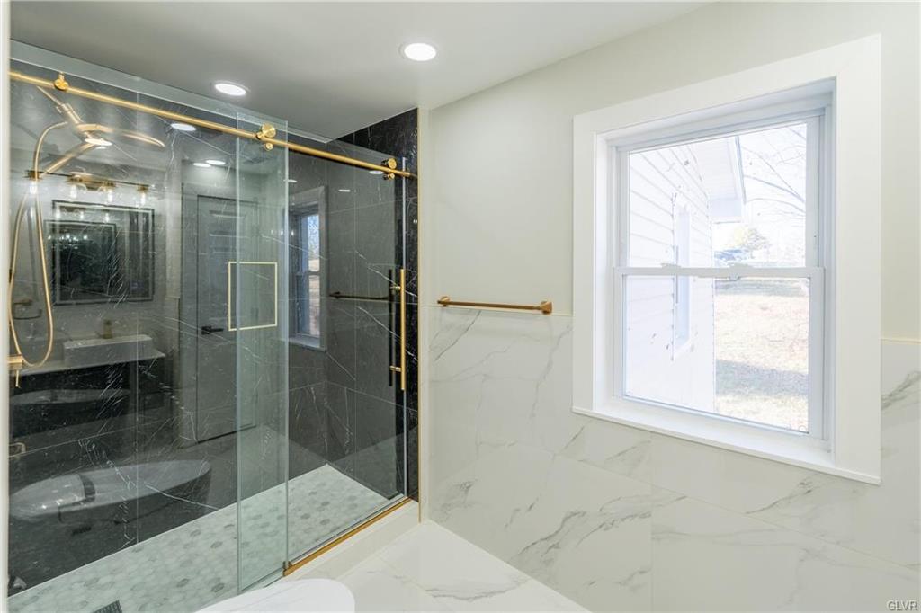 Lower Macungie Twp, Pennsylvania 18011, United States, ,Residential,Active,97755