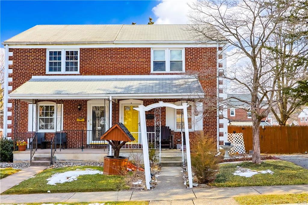 Allentown City, Pennsylvania 18103, United States, 3 Bedrooms Bedrooms, ,2 BathroomsBathrooms,Residential,Pending,76798