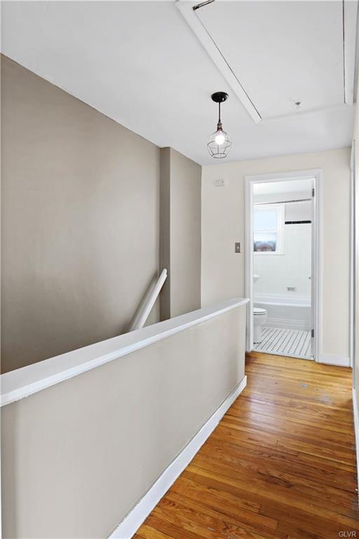 Allentown City, Pennsylvania 18103, United States, 3 Bedrooms Bedrooms, ,2 BathroomsBathrooms,Residential,Pending,76798