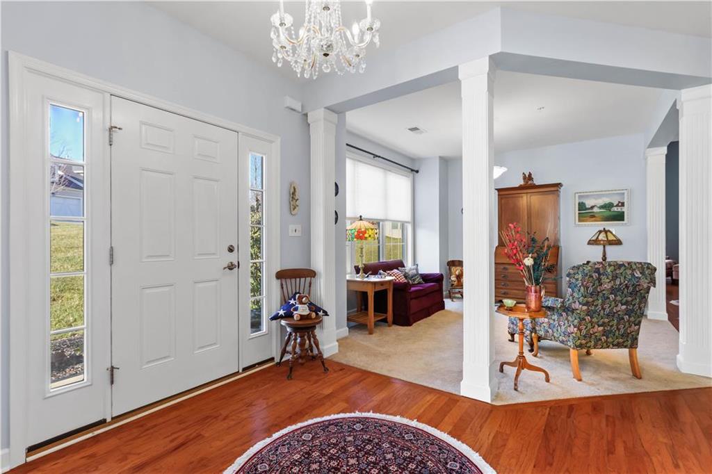 Whitehall Twp, Pennsylvania 18052, United States, 2 Bedrooms Bedrooms, ,2 BathroomsBathrooms,Residential,Pending,29693