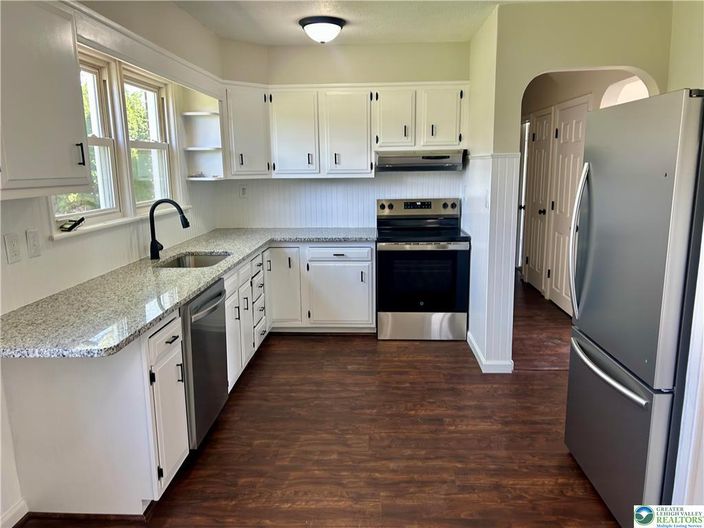 Bethlehem City, Pennsylvania 18017, United States, 4 Bedrooms Bedrooms, ,2 BathroomsBathrooms,Residential,Active,122748