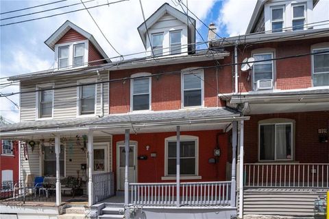 927 Mechanic Street, Bethlehem City, PA 18015 - #: 738921