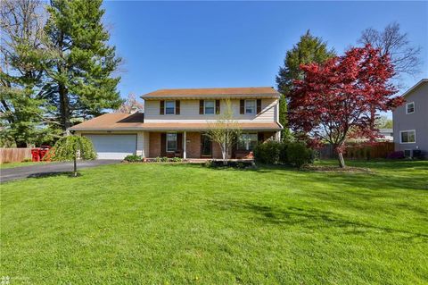528 Red Barn Drive, Forks Twp, PA 18040 - MLS#: 736273