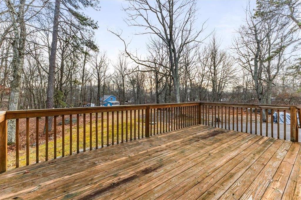 Pike County, Pennsylvania 18324, United States, 4 Bedrooms Bedrooms, ,4 BathroomsBathrooms,Residential,Pending,27973