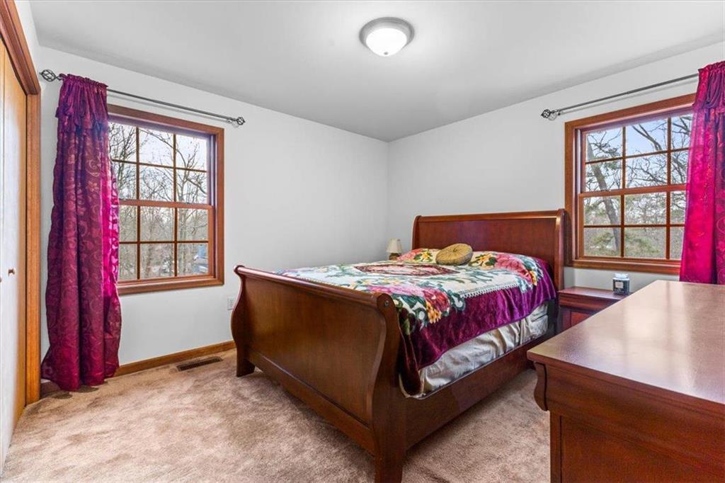 Pike County, Pennsylvania 18324, United States, 4 Bedrooms Bedrooms, ,4 BathroomsBathrooms,Residential,Pending,27973