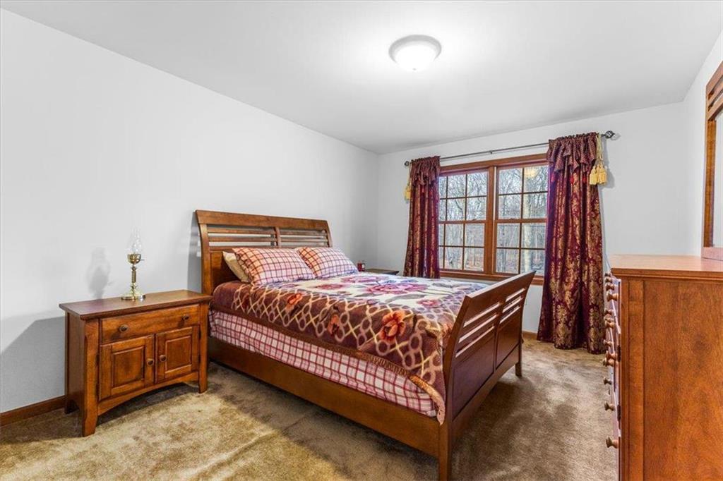 Pike County, Pennsylvania 18324, United States, 4 Bedrooms Bedrooms, ,4 BathroomsBathrooms,Residential,Pending,27973