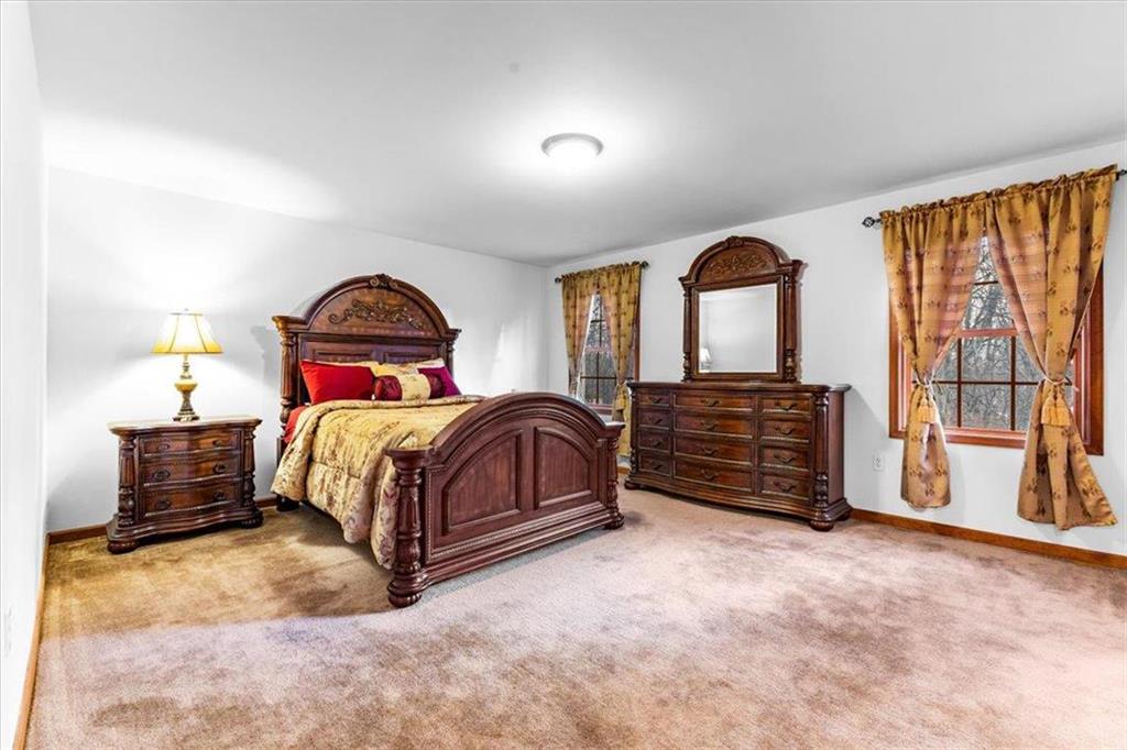 Pike County, Pennsylvania 18324, United States, 4 Bedrooms Bedrooms, ,4 BathroomsBathrooms,Residential,Pending,27973