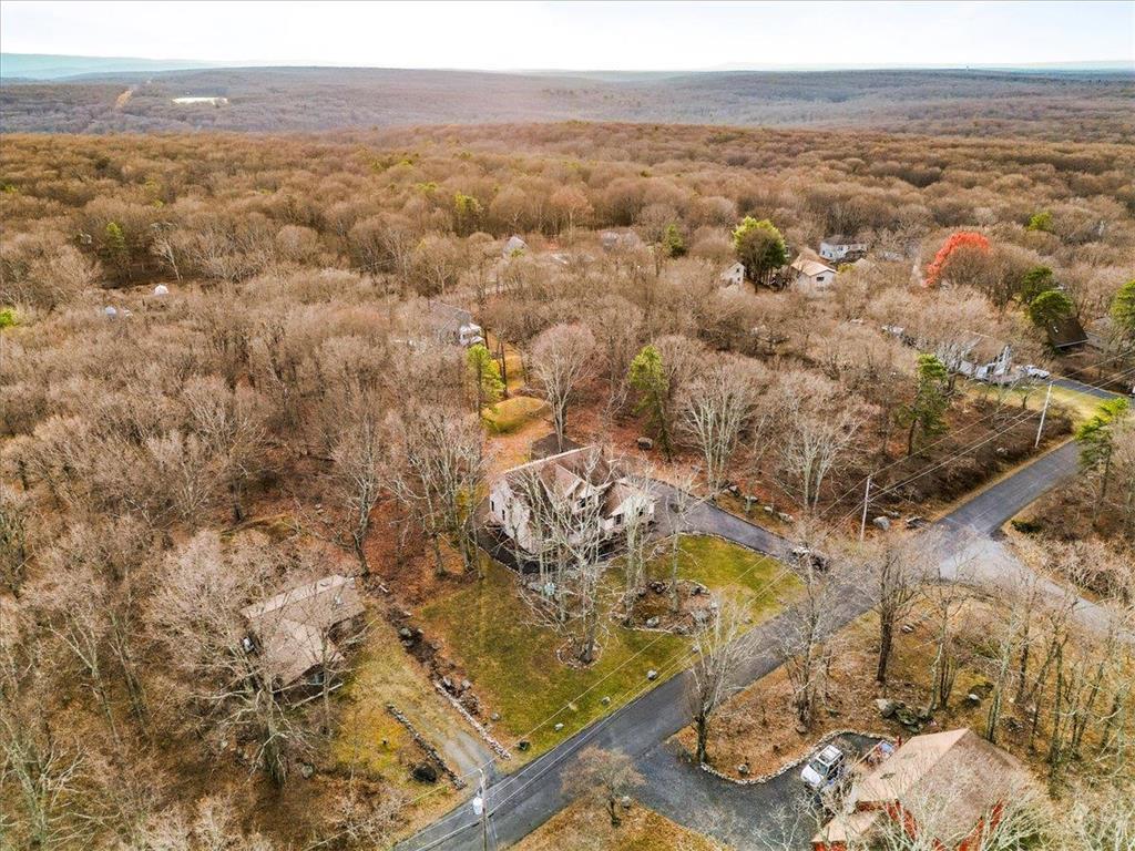 Pike County, Pennsylvania 18324, United States, 4 Bedrooms Bedrooms, ,4 BathroomsBathrooms,Residential,Pending,27973