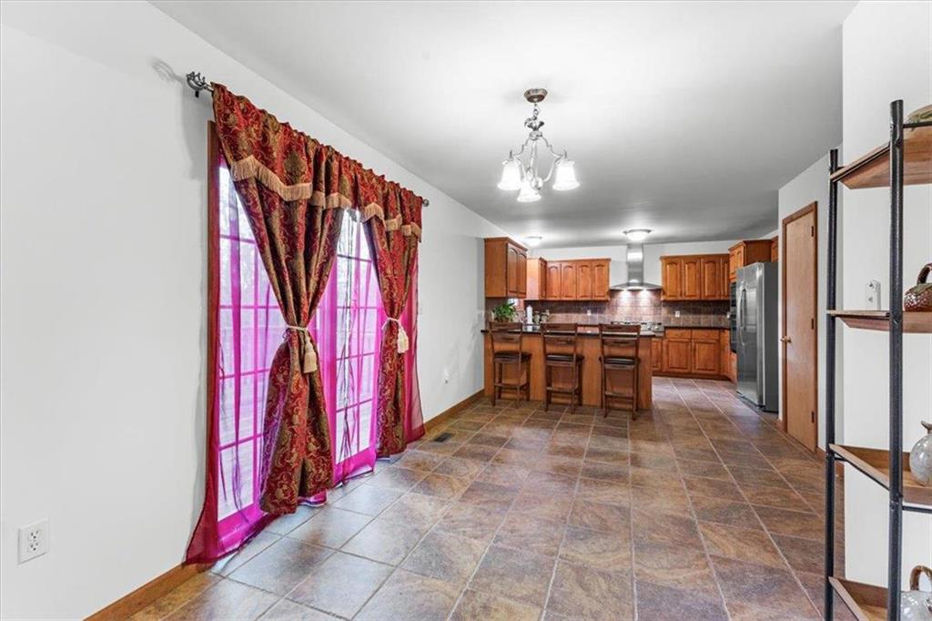 Pike County, Pennsylvania 18324, United States, 4 Bedrooms Bedrooms, ,4 BathroomsBathrooms,Residential,Pending,27973