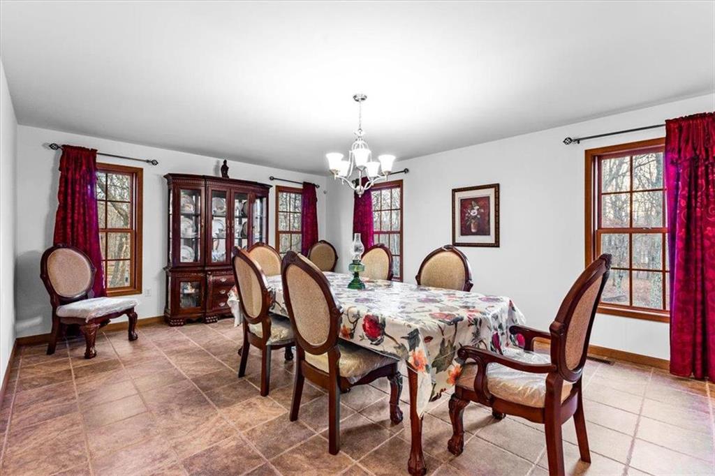 Pike County, Pennsylvania 18324, United States, 4 Bedrooms Bedrooms, ,4 BathroomsBathrooms,Residential,Pending,27973