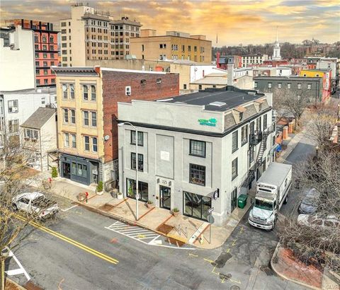 MLS: 754458