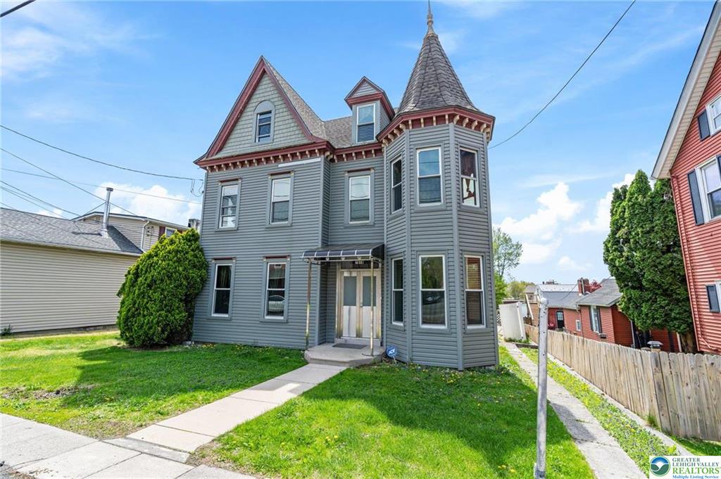 Upper Macungie Twp, Pennsylvania 18051, United States, 4 Bedrooms Bedrooms, ,2 BathroomsBathrooms,Residential,Active,120696