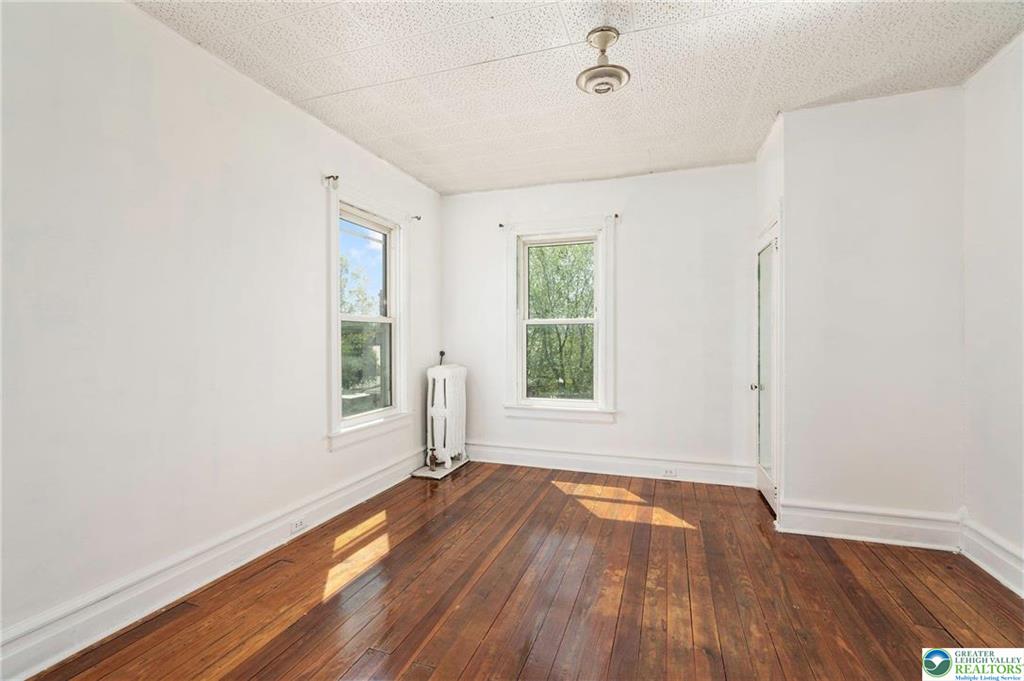 Upper Macungie Twp, Pennsylvania 18051, United States, 4 Bedrooms Bedrooms, ,2 BathroomsBathrooms,Residential,Active,120696