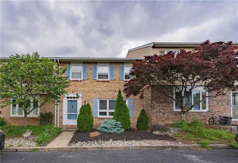 4605 N Hedgerow Drive, Lower Macungie Twp, PA 18103 - #: 737998