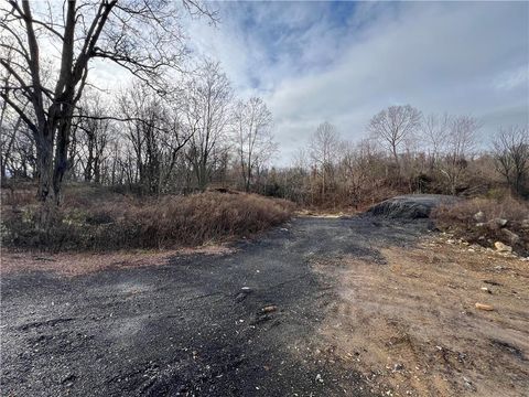 Photo of 475 S Delaware Drive, Williams Twp, PA 18042 (MLS # 746972) Photo of 475 S Delaware Drive, Williams Twp, PA 18042 (MLS # 746972)