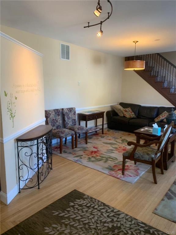 Emmaus Borough, Pennsylvania 18049, United States, ,Residential,Pending,99711