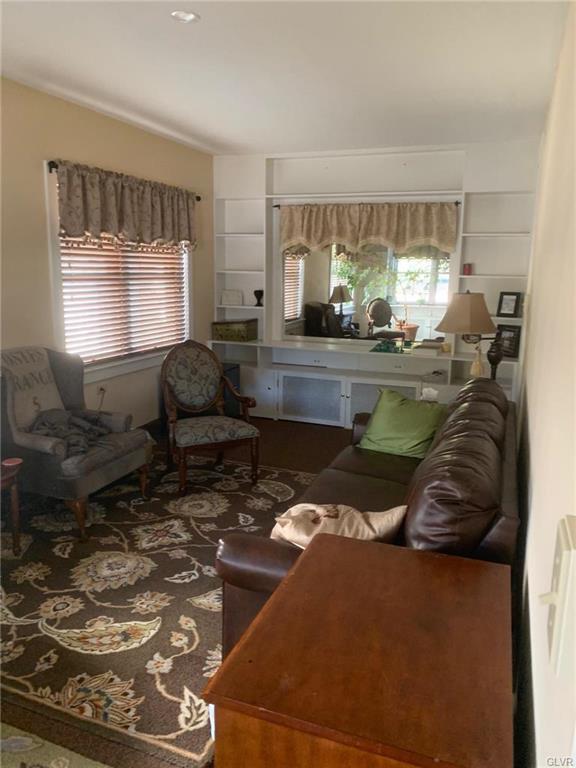 Emmaus Borough, Pennsylvania 18049, United States, ,Residential,Pending,99740
