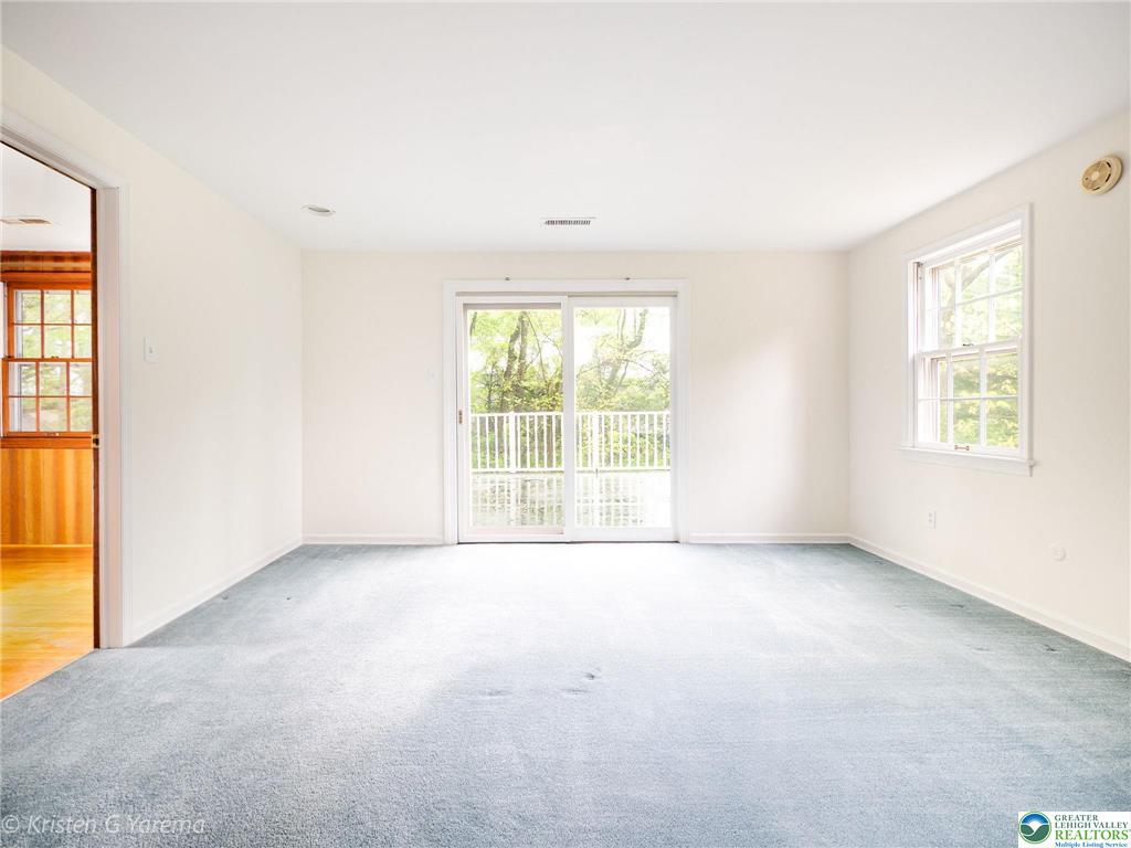 Lower Macungie Twp, Pennsylvania 18103, United States, 5 Bedrooms Bedrooms, ,3 BathroomsBathrooms,Residential,Active,124456