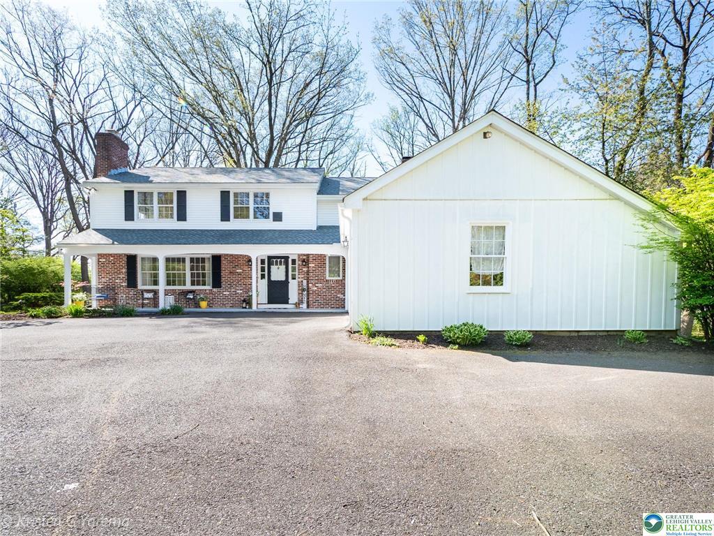 Lower Macungie Twp, Pennsylvania 18103, United States, 5 Bedrooms Bedrooms, ,3 BathroomsBathrooms,Residential,Active,124456