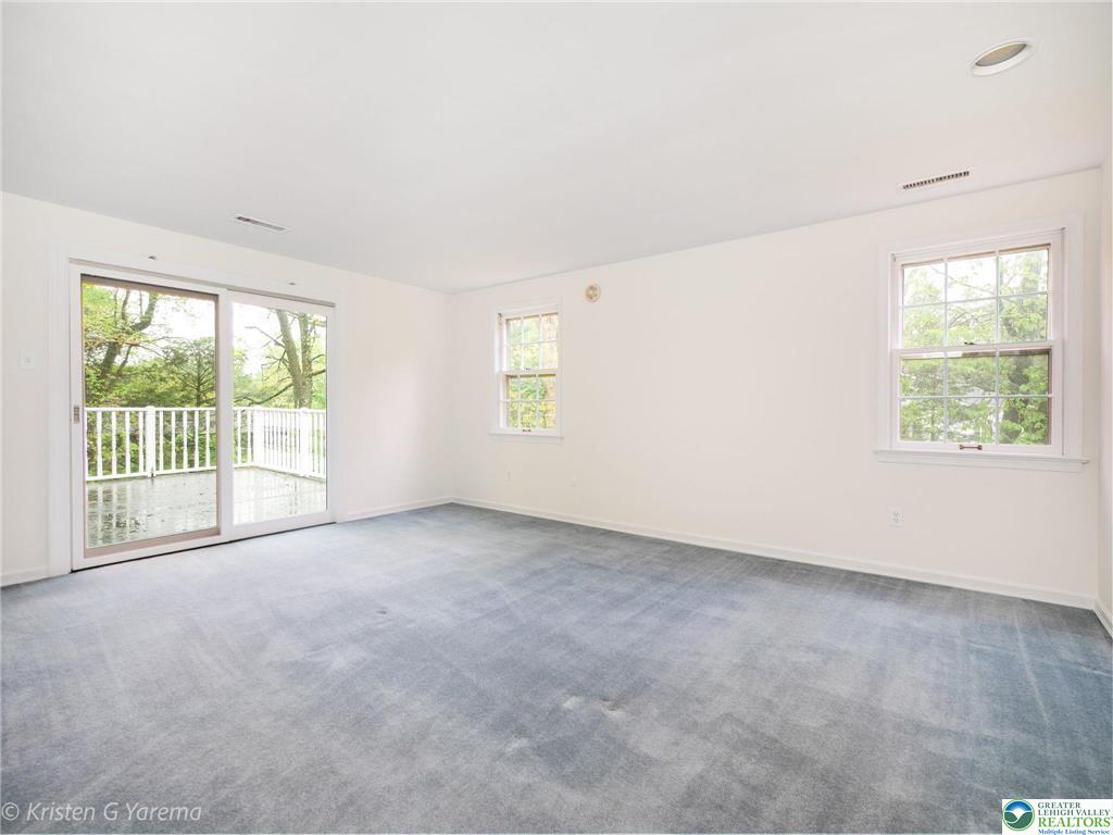 Lower Macungie Twp, Pennsylvania 18103, United States, 5 Bedrooms Bedrooms, ,3 BathroomsBathrooms,Residential,Active,124456