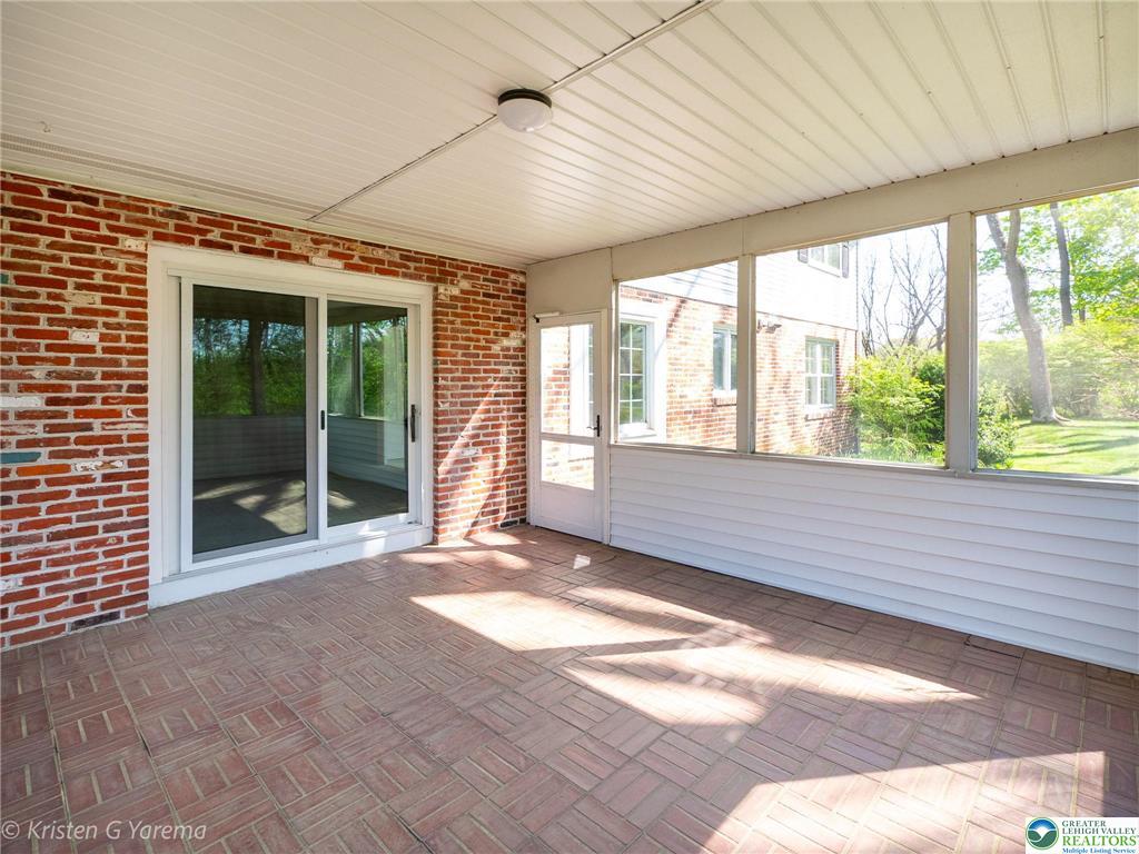 Lower Macungie Twp, Pennsylvania 18103, United States, 5 Bedrooms Bedrooms, ,3 BathroomsBathrooms,Residential,Active,124456