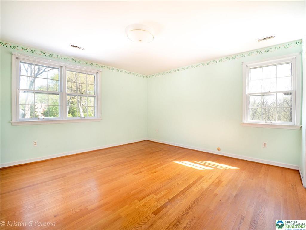 Lower Macungie Twp, Pennsylvania 18103, United States, 5 Bedrooms Bedrooms, ,3 BathroomsBathrooms,Residential,Active,124456