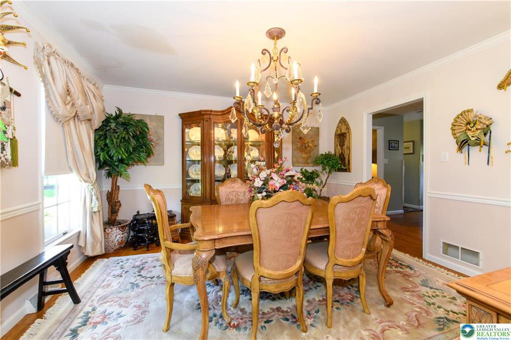 Lower Macungie Twp, Pennsylvania 18106, United States, 4 Bedrooms Bedrooms, ,3 BathroomsBathrooms,Residential,Pending,136634