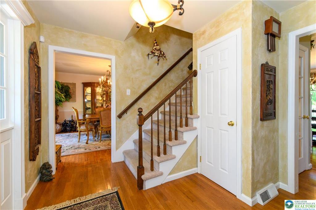 Lower Macungie Twp, Pennsylvania 18106, United States, 4 Bedrooms Bedrooms, ,3 BathroomsBathrooms,Residential,Pending,136634