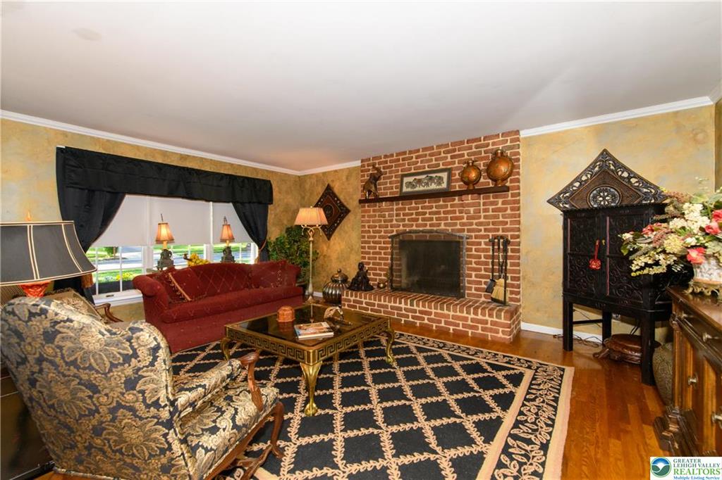 Lower Macungie Twp, Pennsylvania 18106, United States, 4 Bedrooms Bedrooms, ,3 BathroomsBathrooms,Residential,Pending,136634