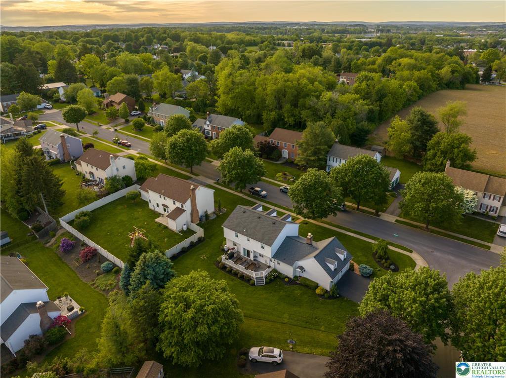 Lower Macungie Twp, Pennsylvania 18106, United States, 4 Bedrooms Bedrooms, ,3 BathroomsBathrooms,Residential,Pending,136634